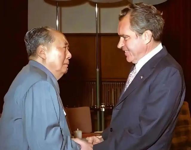 为什么美国无论谁当总统，都对中国不友好？说句难听的，美国奥巴马之前的总统，其实都