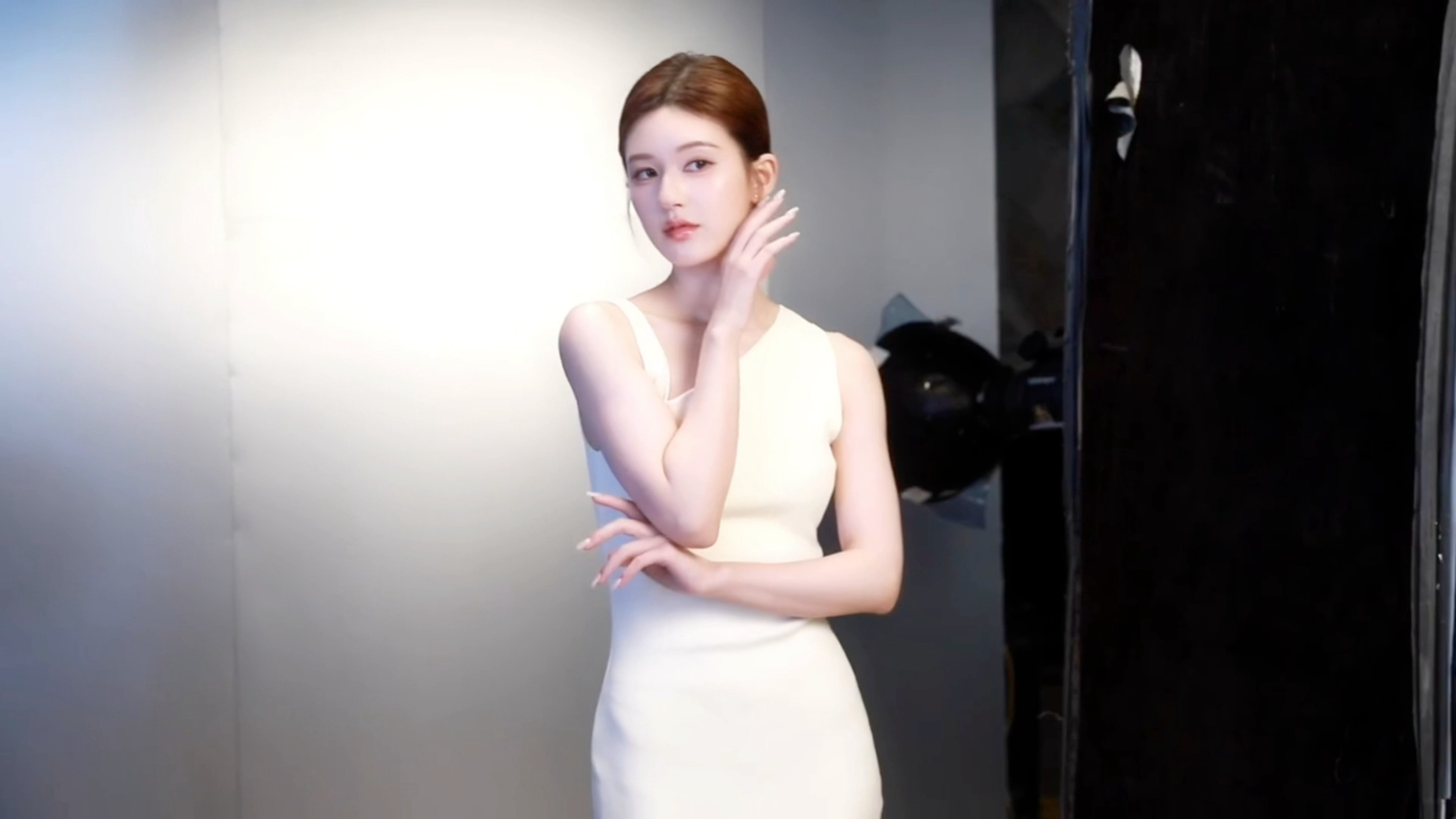 好薄又好有力量一大女人