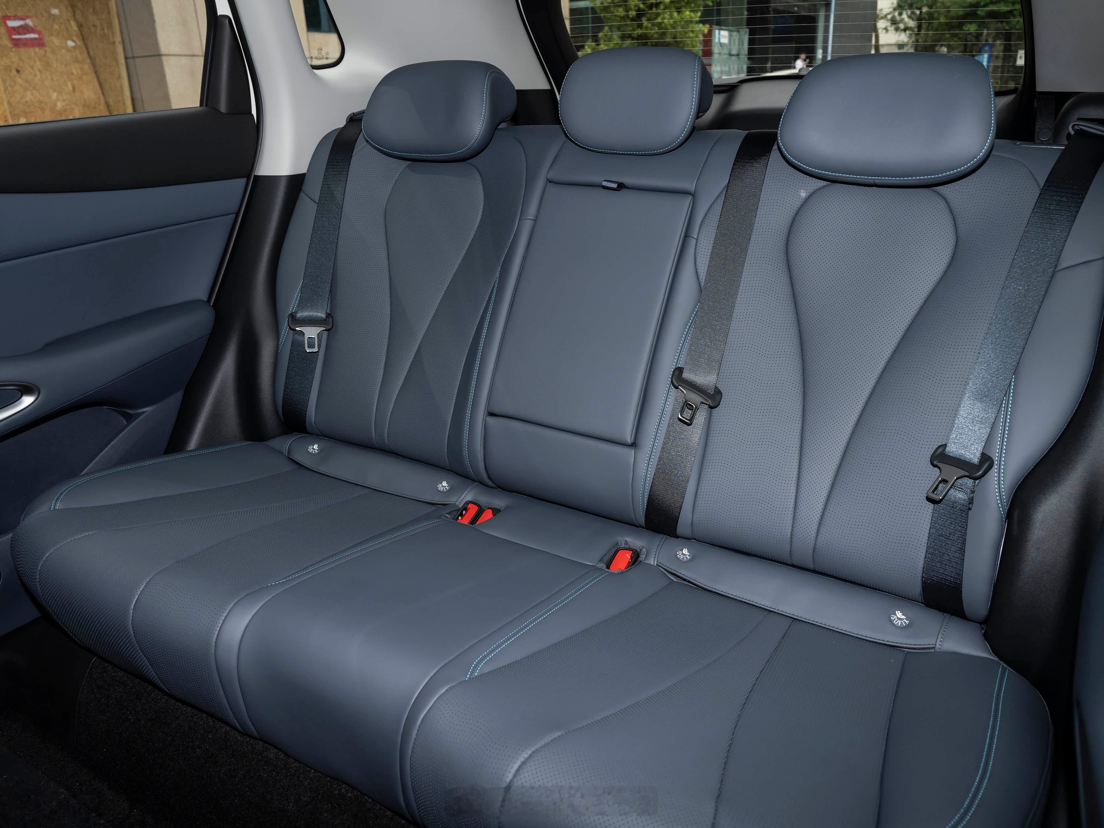 新款比亚迪海狮05上市，9.79万起售海狮05DM-i：9.79-12.79万