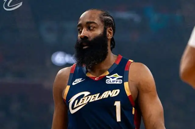 天塌了，76人就剩半场就上来了骑士队一直担心的事情还是发生了，全员76人还是