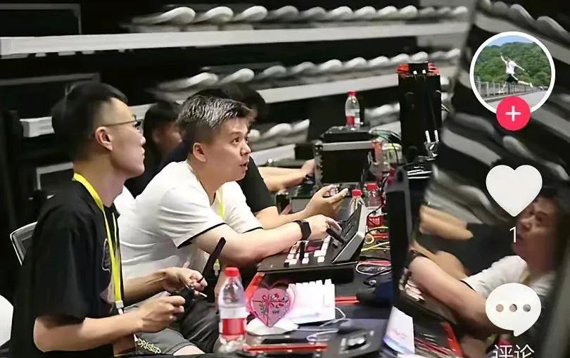 过去的辉煌不在了，兰姐也彻底退出、不再直播了。湛兰321离开后，人气和销量都下