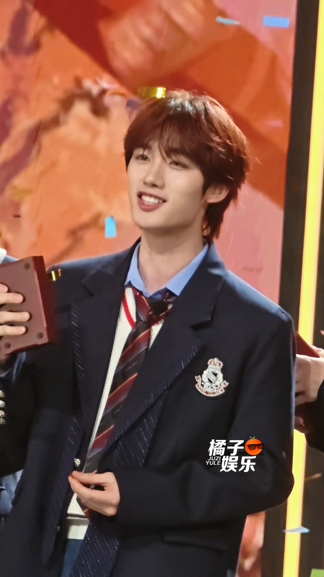 接年终奖一定不会飞🤲🤲🤲丁程鑫年终奖一定不会飞