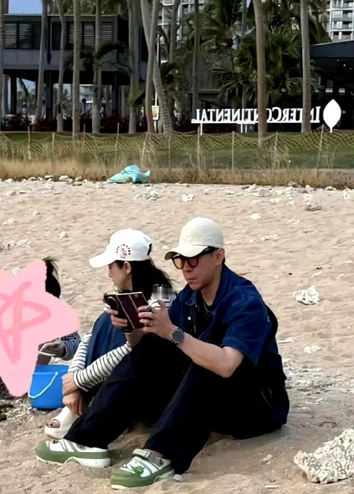 谢依霖当众喊话董璇老公：别拿47岁董璇的命，换你的香火！当初娶董璇，小9岁