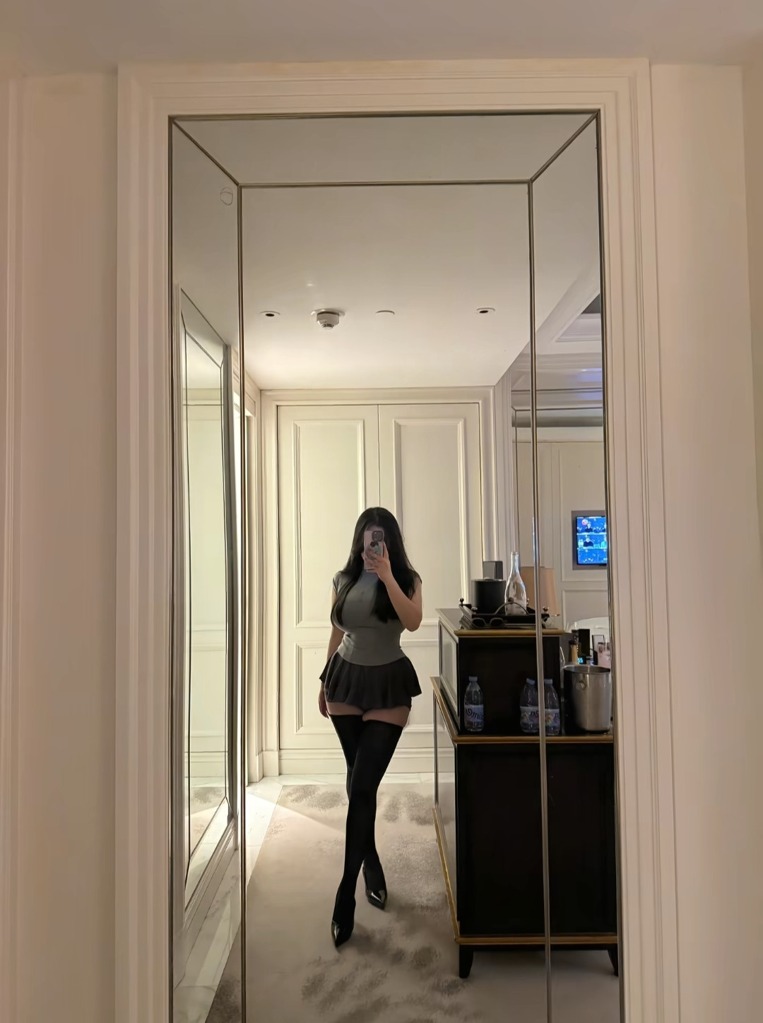 穿这样和你约会你喜欢吗？
