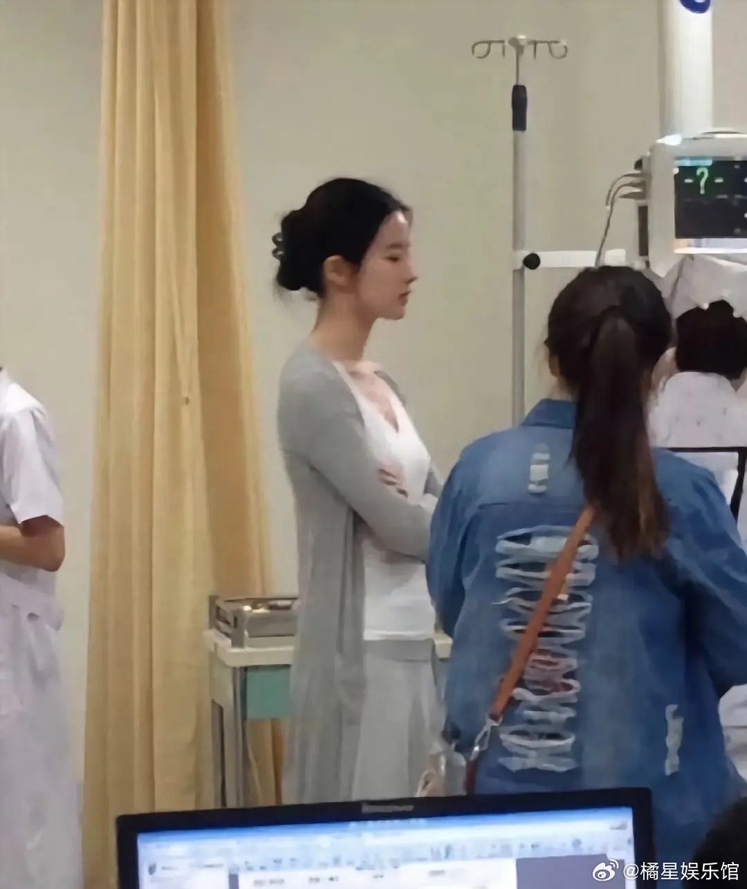 刘亦菲穿搭还是很挑人的