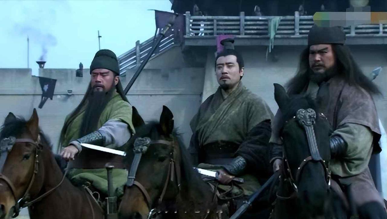 能在吕布手下撑过50回合的人，整个三国仅有6个，马超许褚没资格公元190年，虎