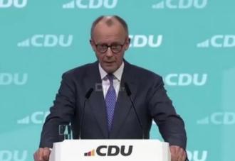 德国总理默茨提到中国时把窗户纸捅破了，他表示现在的中国已经有跟美国一战之力了，这