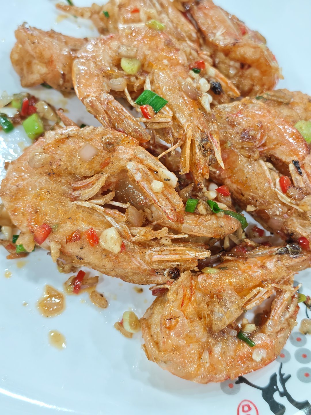 今天吃什么去泉州周边我认为必须吃这家，老品牌大榜芋面线，适合一家人来吃，桌子都