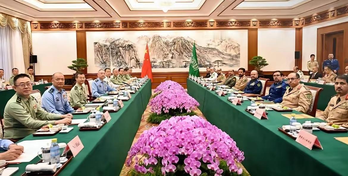 沙特紧急删除歼20视频，但欧美网友已经炸锅：情况已这样了吗？近日，沙特阿拉伯的