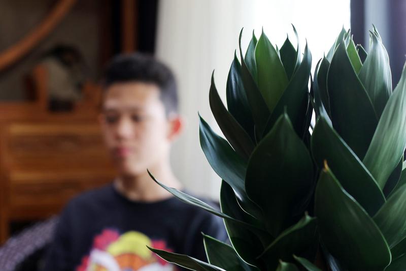 【上海惊天盗窃案：深夜潜入办公室，十分钟盗走32万，车祸瞬间揭露惊人秘密！】