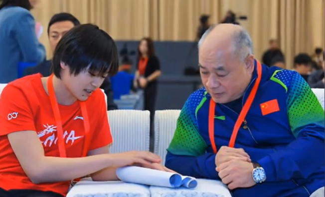 李宁“弃婵保汐”遭反噬：冠军流量易逝，品牌格局难立