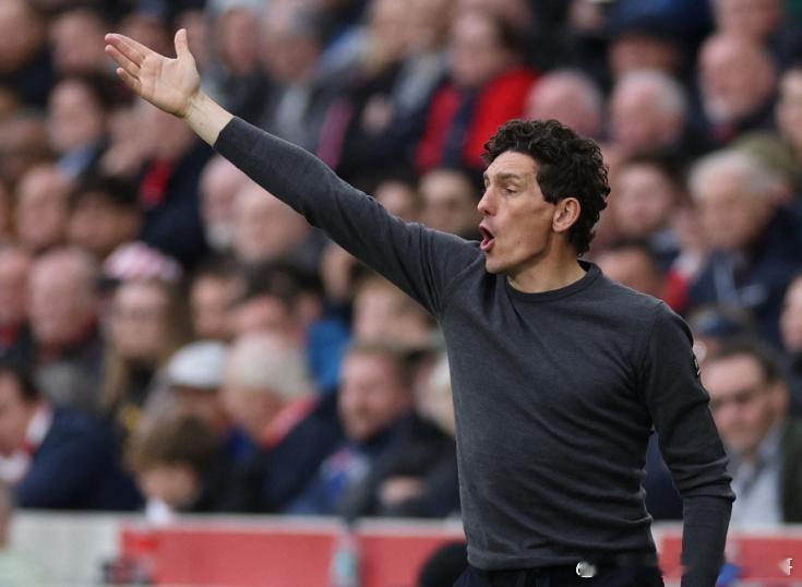 在布伦特福德客场1-2负于曼联赛后，主帅凯斯·安德鲁斯在新闻发布会上谈到了本场失