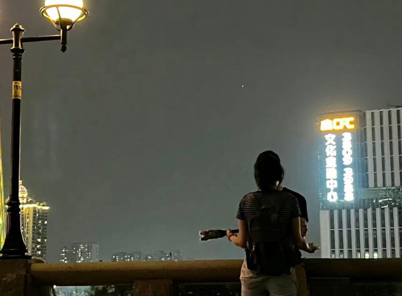我就说，销售很锻炼人吧