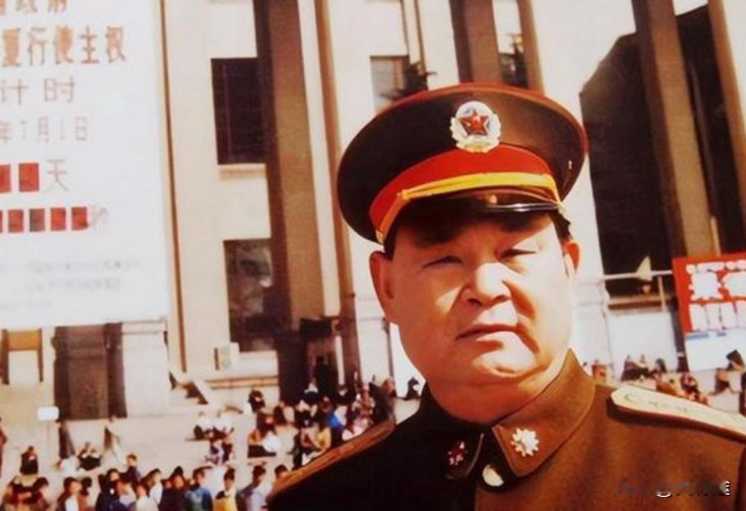 1992年3月，成都军区司令张太恒到北京开会，这时中央军委秘书长杨白冰告诉张太恒