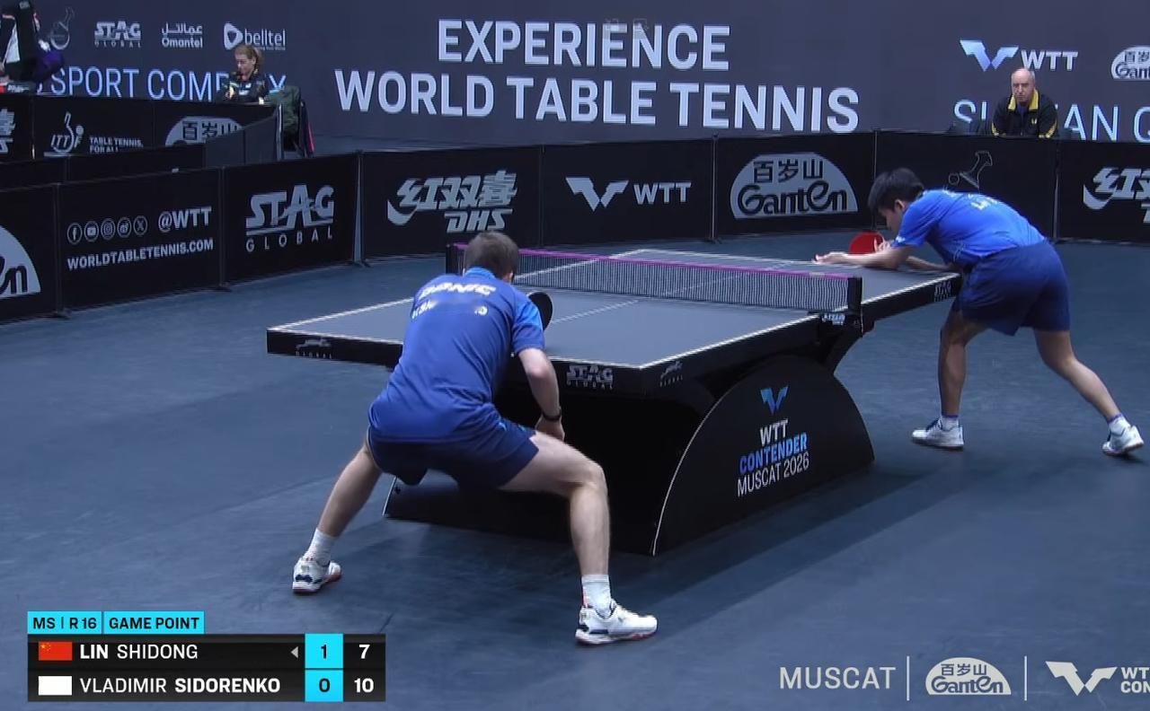 突发！林诗栋连续判罚两次头部遮挡。第二局的时候，林诗栋6:2领先，中间一次