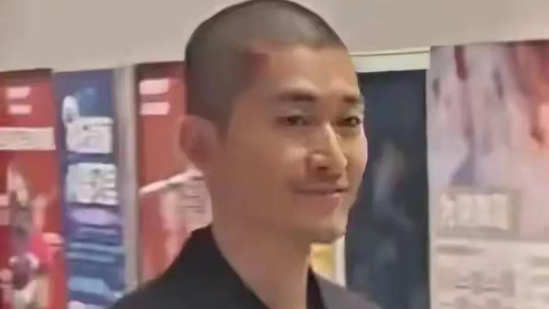 我的天啊，这居然是张翰？他不是还很年轻吗？不敢相信