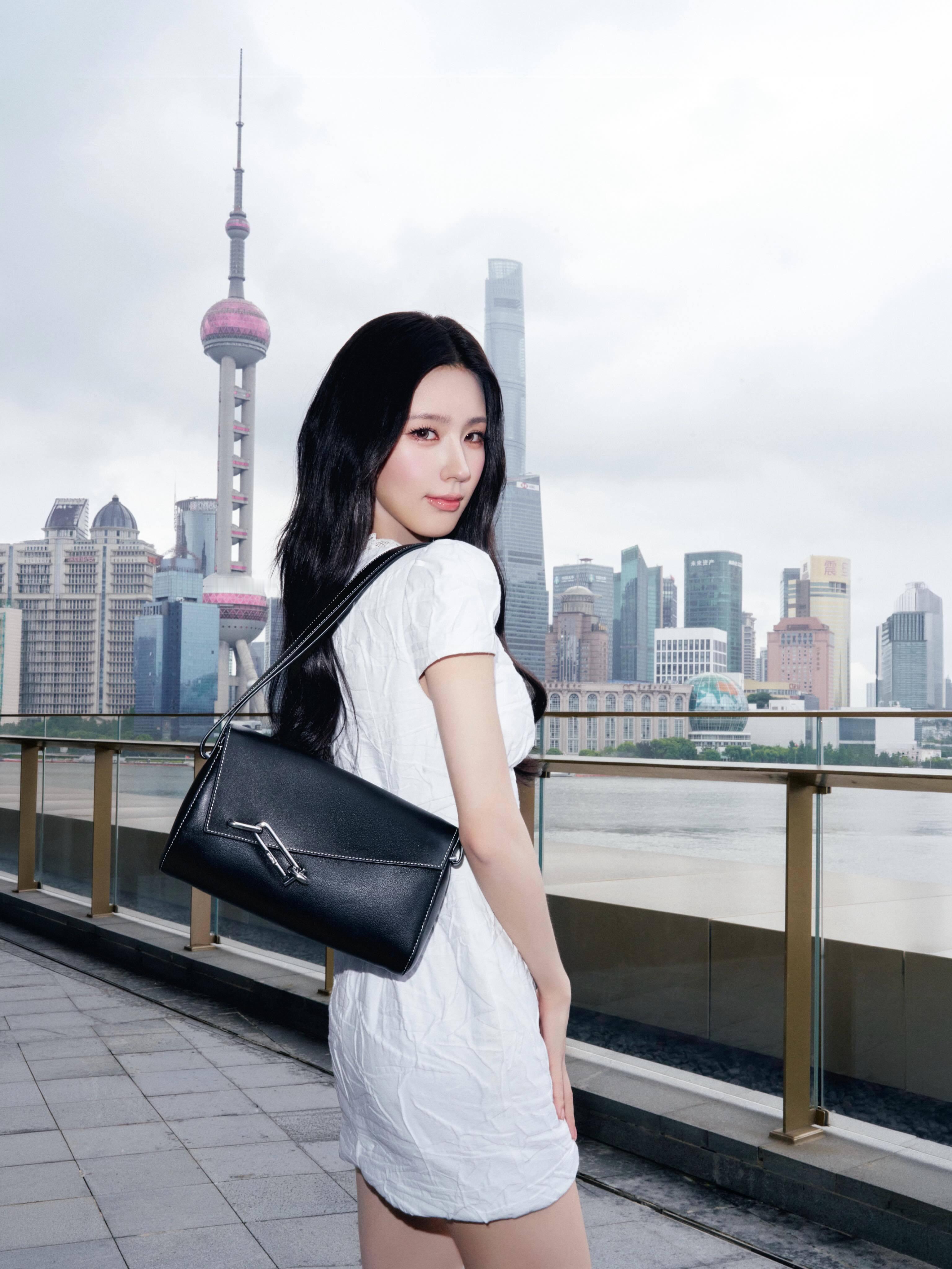 idle组合赵美延力量主唱💚面弗洛狄忒260818tadfab_offici