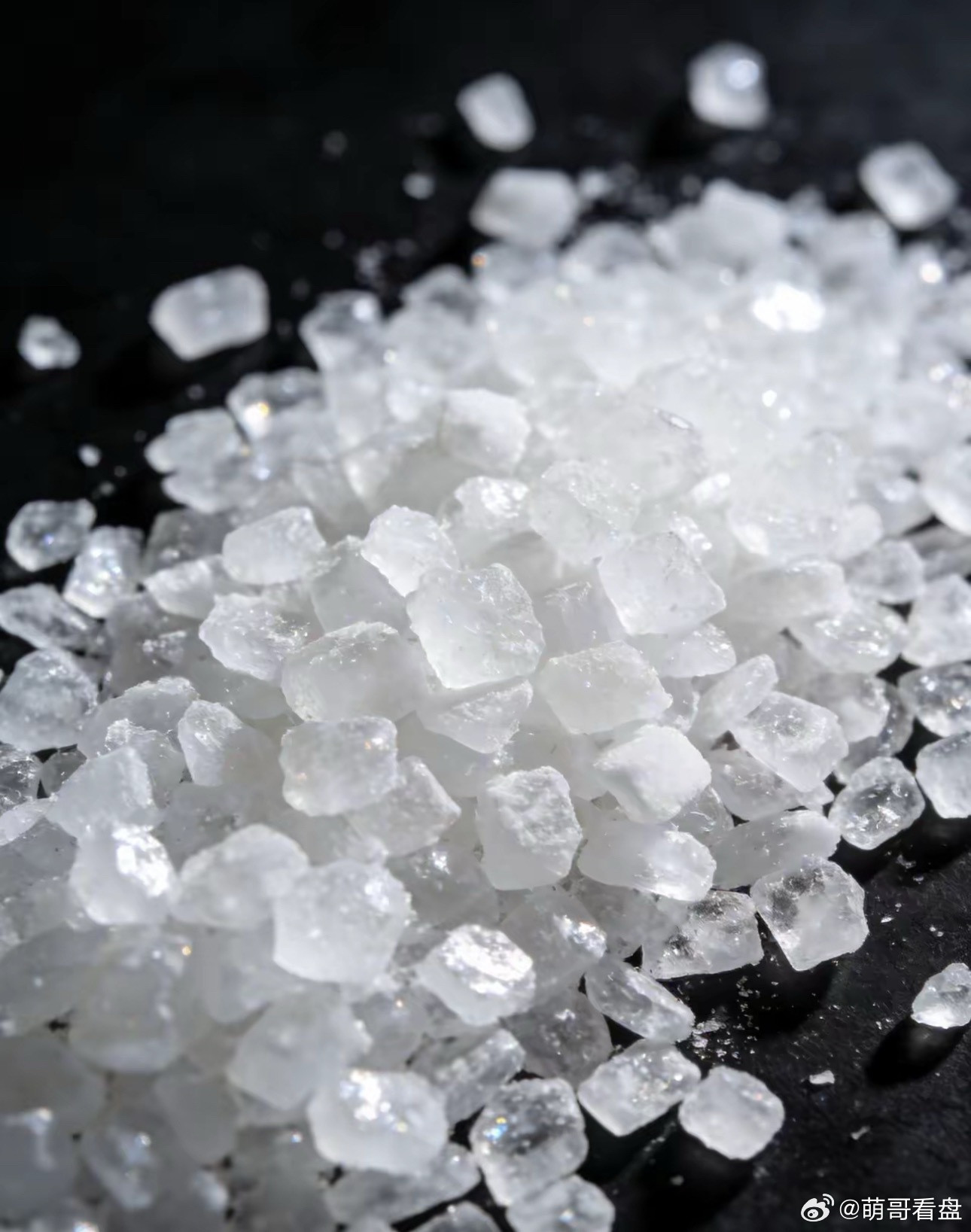 俄罗斯暂停出口硝酸铵，哪些上市公司受益？俄罗斯占全球硝酸铵贸易约40%，3月21