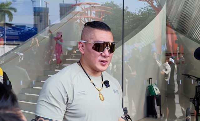 用人不疑，疑人不用，我们要相信馆长。9月11日馆长在直播间透露明天要到大陆内蒙