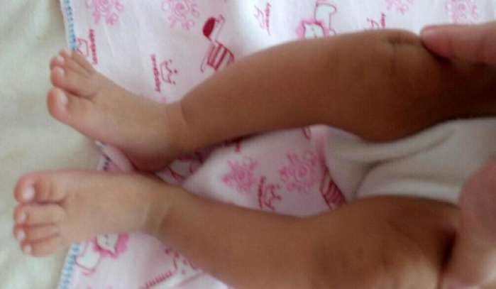 孩子做错什么要这么对他, 邻居看了都心疼不已, 医生怒斥宝妈无知