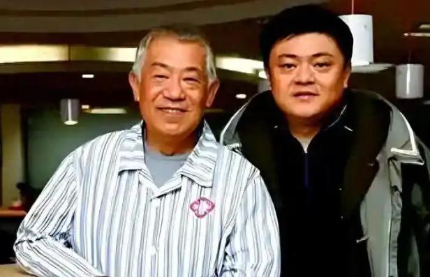 83岁高明的近况：自儿子高亮去世后，儿媳已成他和妻子的晚年依靠 2025年2