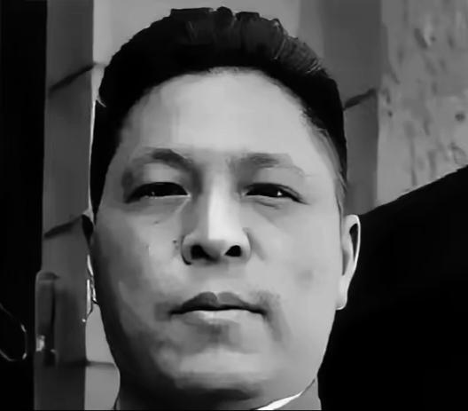 1949年，蒋鼎文逃到台湾成了大富豪。这老兄当年贪财好色，临死却给蒋家出了两道难