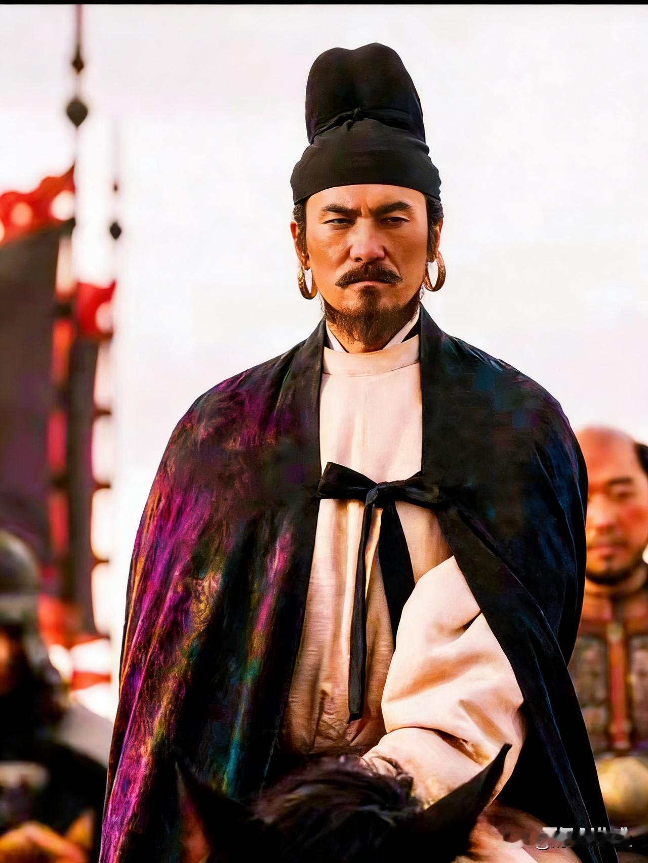 五代时期最具讽刺的一幕是，甘愿充当异族鹰犬的军阀们，纷纷换上了契丹服饰，而辽国皇