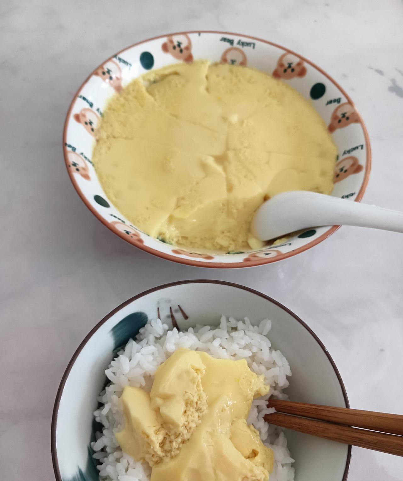 最终还是决定带儿子去博物馆，决定吃完午饭就去，儿子高兴坏了，说他不饿不吃了，他先