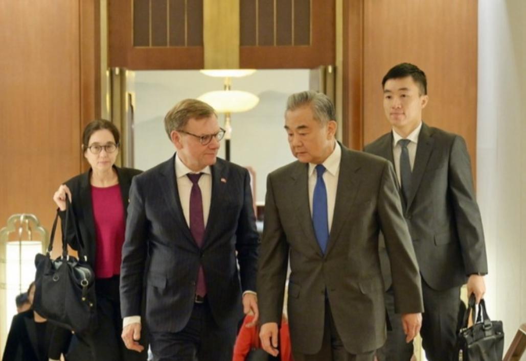 德外长：还是“好同志”王毅接见德国外长瓦德富尔，他语重心长一番话热翻天了：“