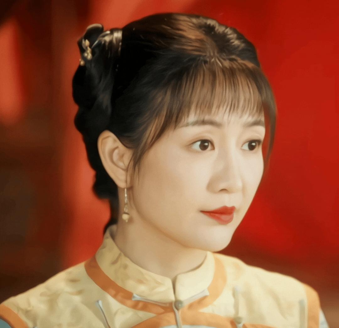 43岁的王鸥在新剧中演22岁少女吴道愔被吐槽太违和，明明已经是中年妇女，还生过孩