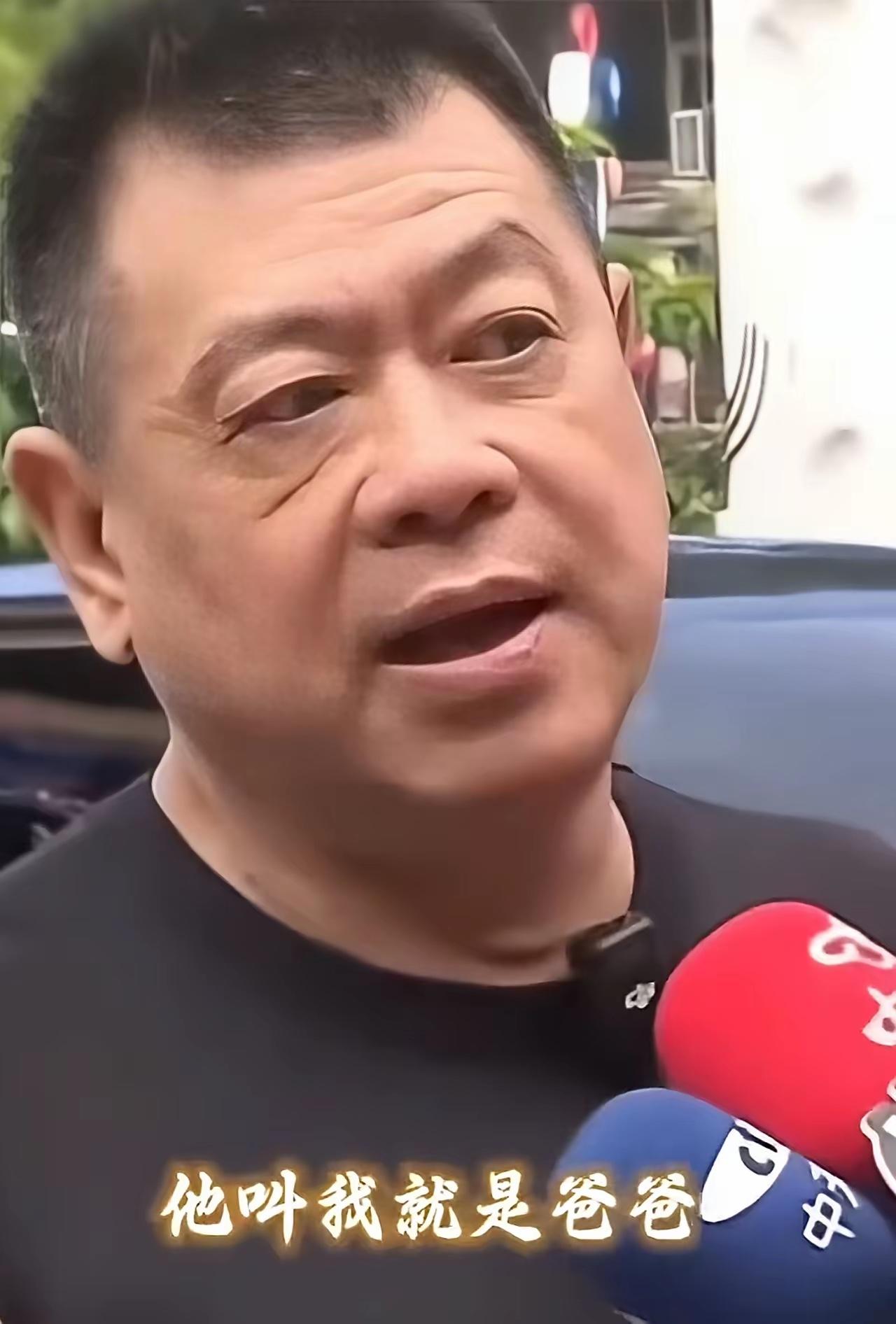 事情看来还没有结束，​孙德荣从台湾来北京了，​只因为小鱼一直喊他爸爸，所以他