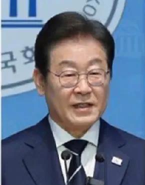 韩国政坛，李在明刚刚上任，所提拔高官接连出问题，先是李在明提拔老同学吴光珠财产不