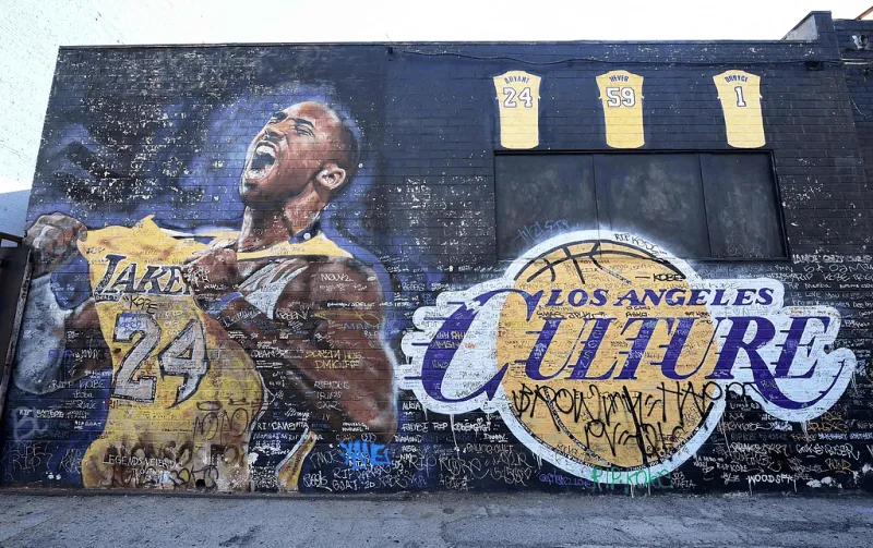 六年前的今天, 科比-布莱恩特因空难意外离世