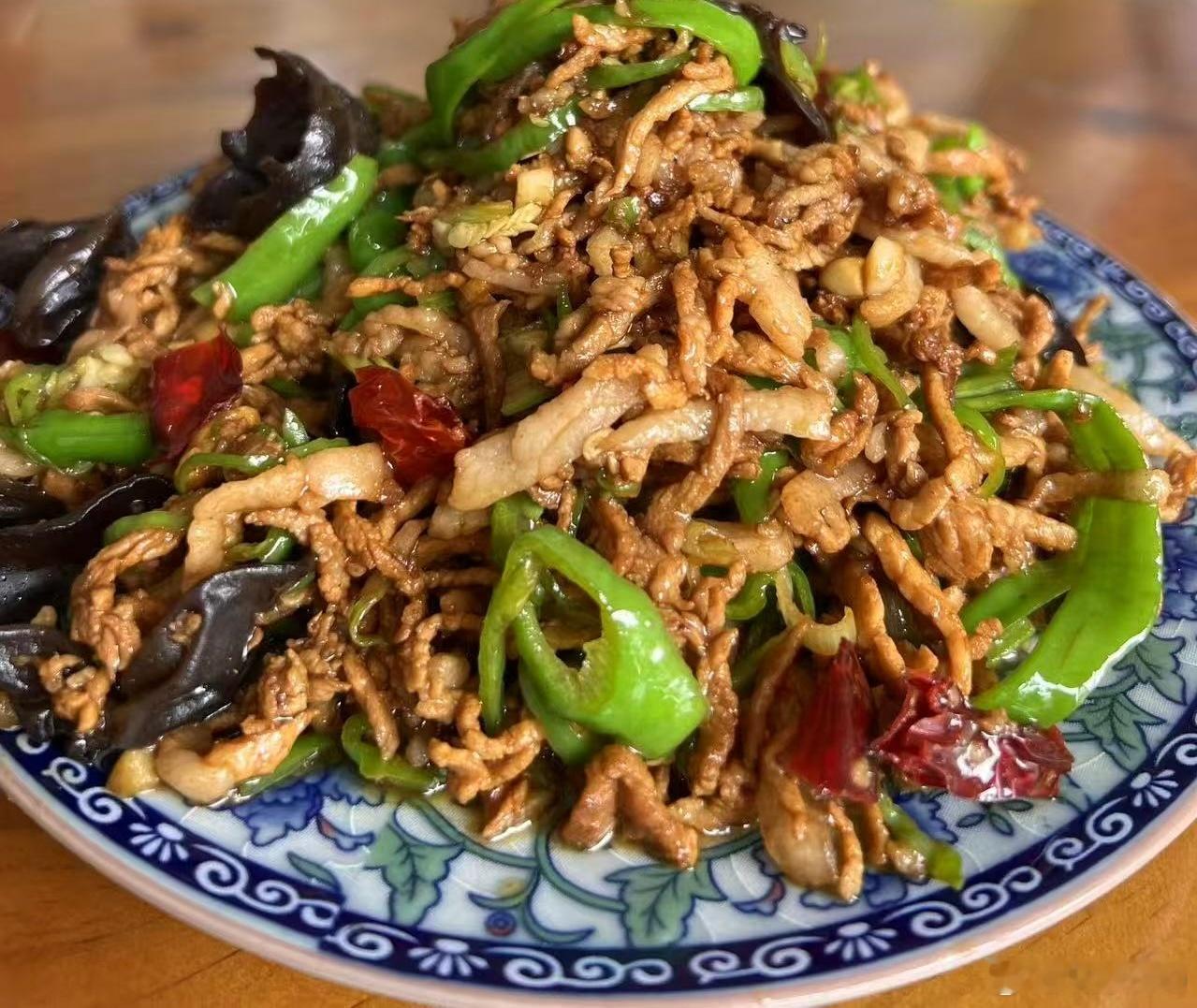 配米饭绝了。​​​