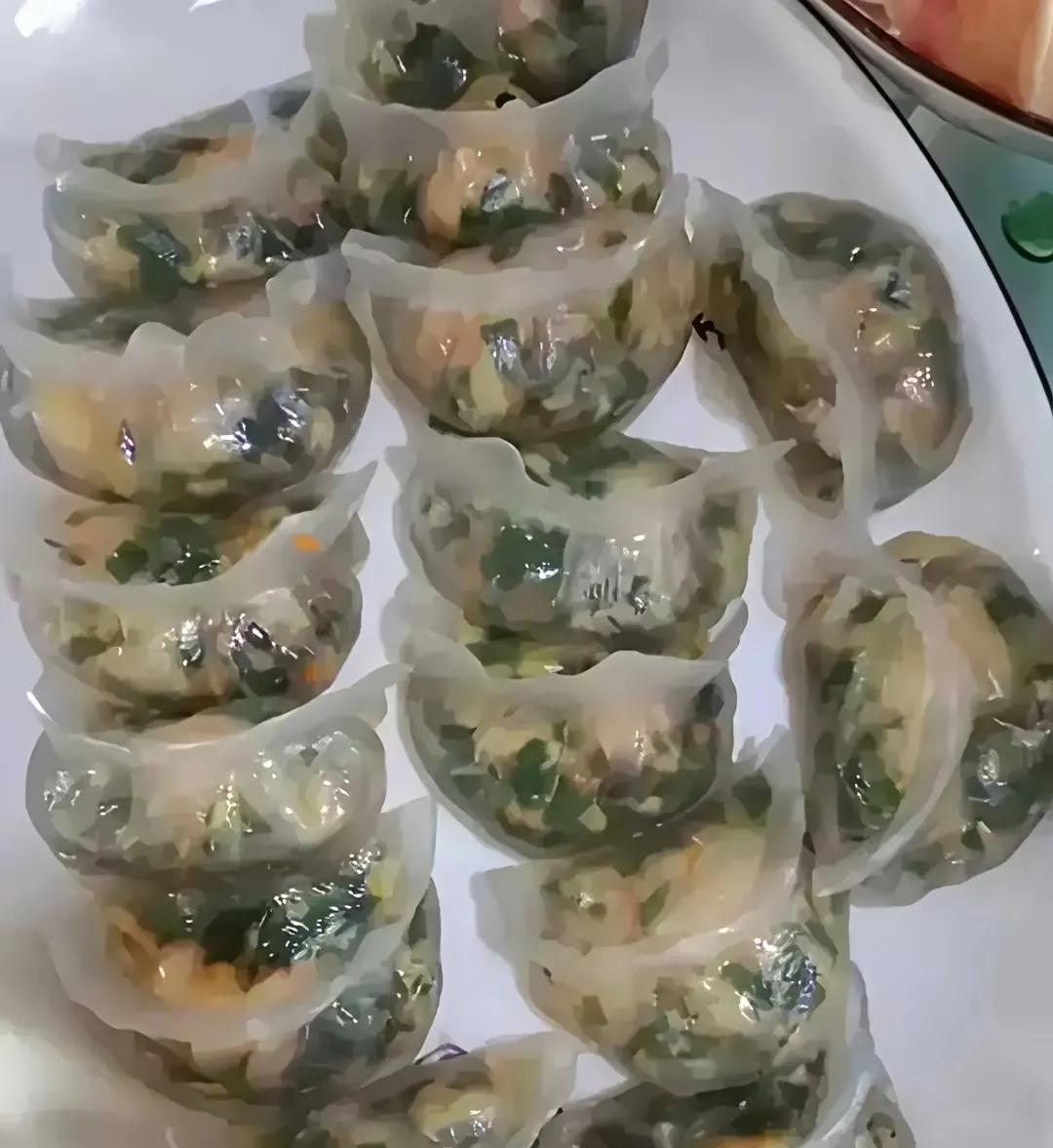 我就想问问大家饺子都蒸熟了，发现没放盐怎么补救？