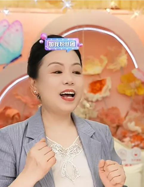 太好了，许妈姚爸流量终于回归了！直播间2万多人，床上用品榜第一名，社会主播们