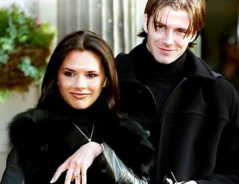 儿子大婚前一晚，母亲甩出一份协议：签了，钱到位；不签，从此是路人。买断的，是他