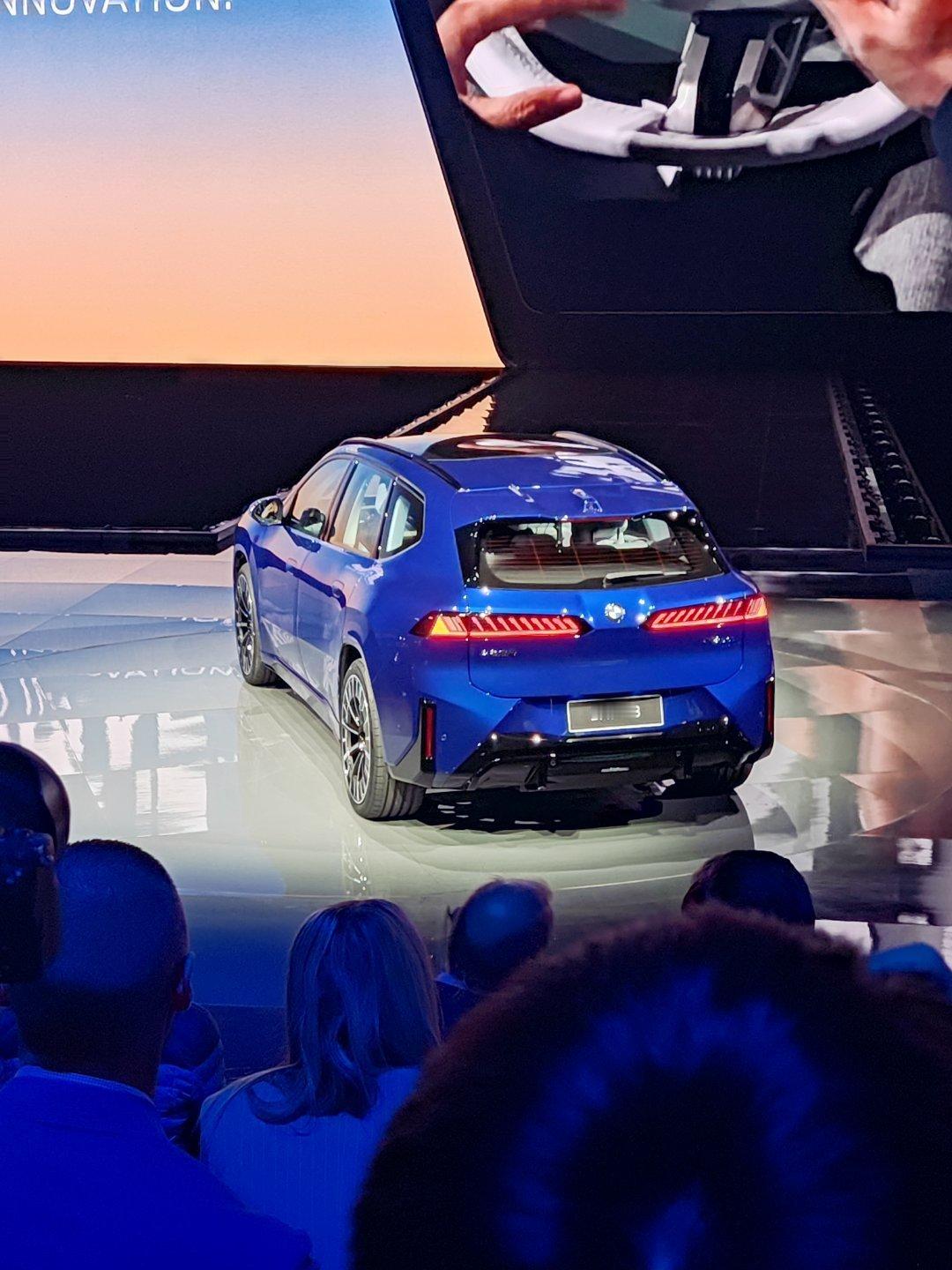 全新宝马ix3长轴距版本来了门把手改了轴距比海外的标轴X5还长智能驾趣宝马新世代