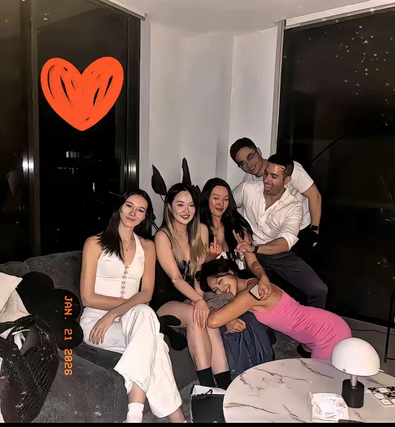 从把海归说成海龟那一年，留学滤镜就没什么了。留学只要不回来混编制，都是利国利民的