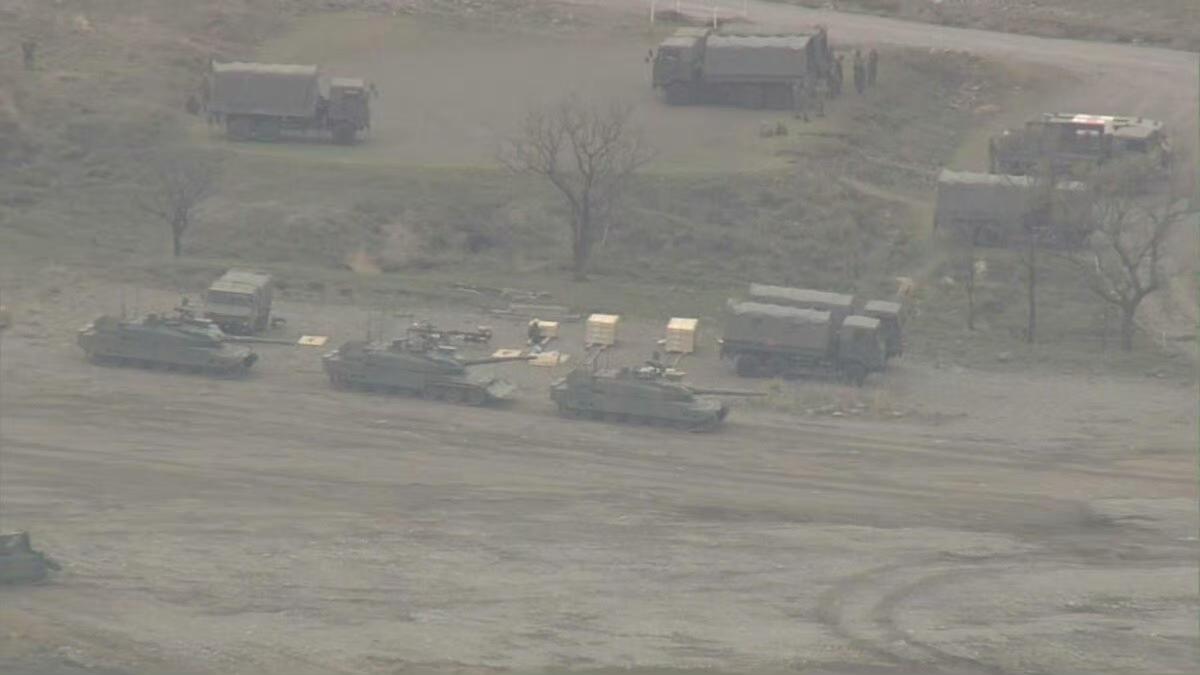 4月21日，日本10式坦克在训练场射击时发生爆炸，3死1伤。据日田久须地方消