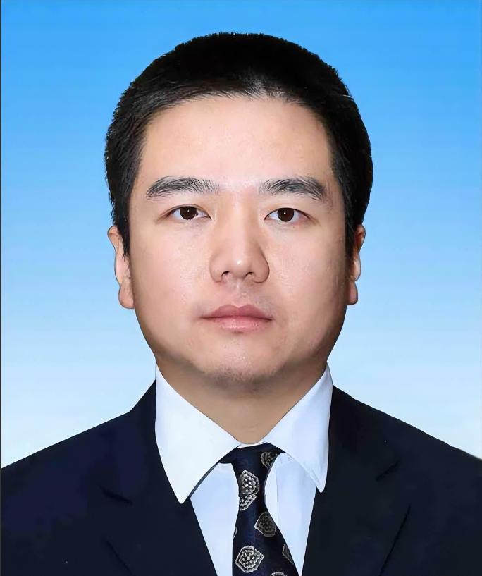 硬刚王健林的县长栽了。7月16日，贵州省纪委监委官宣，徐刘蔚因涉嫌严重违纪违法，