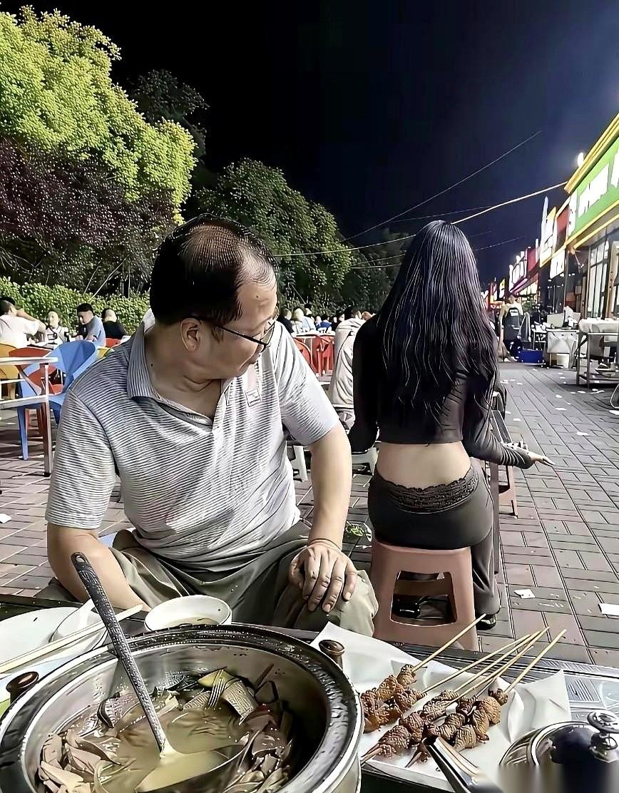 有人把婚姻这事儿想得太简单了。以为年纪到了，找不到喜欢的，随便找个有钱的就能“