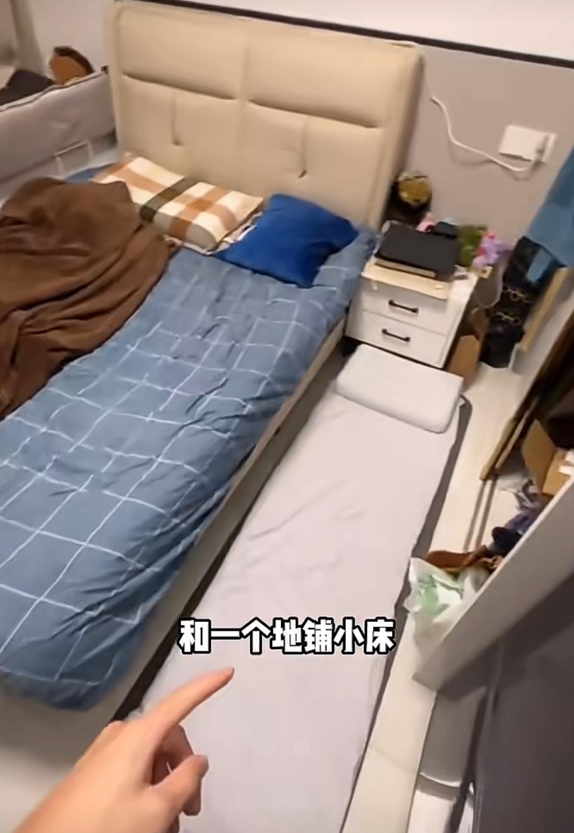 我以为拼好床已经够惨的了，没想到还有更离谱的，博主晒她在大城市一个月花500租的