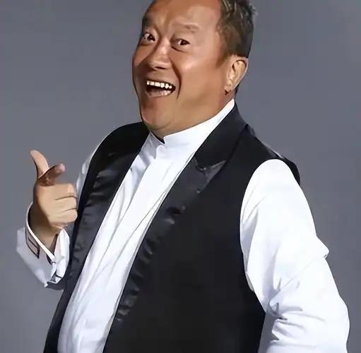 用你给的位置，狠狠打你的脸，曾志伟卸任TVB总经理前，非要把古天乐往死里