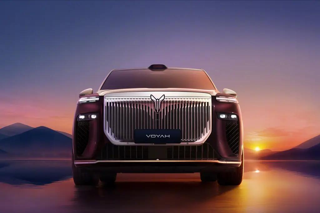 果然是“伤害性不大，侮辱性极强！”当14亿国人早已把问界M8、理想L9、极氪9