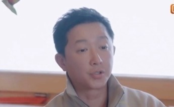 韩庚说，去年他的一个发小因为心梗去世了，生活不规律导致的，让他最心寒的是，对方的