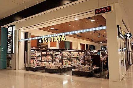 中国学者感慨：在外国机场书店几乎找不到中国学者写的书，感觉很耻辱。呵呵……！