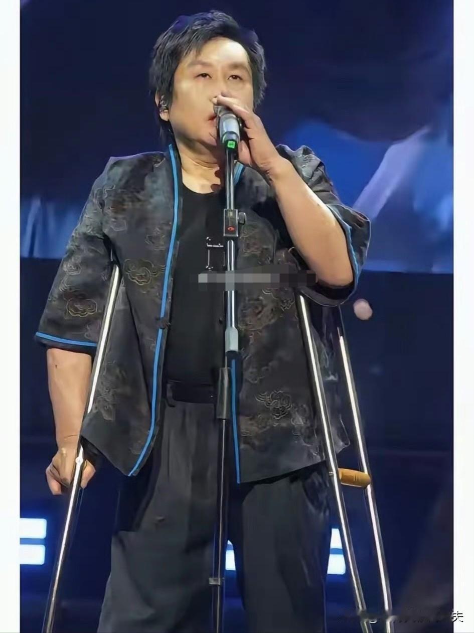 郑智化这回彻底凉透了！机场风波过去没多久，他又在台北商演时冒出那句文明野蛮论