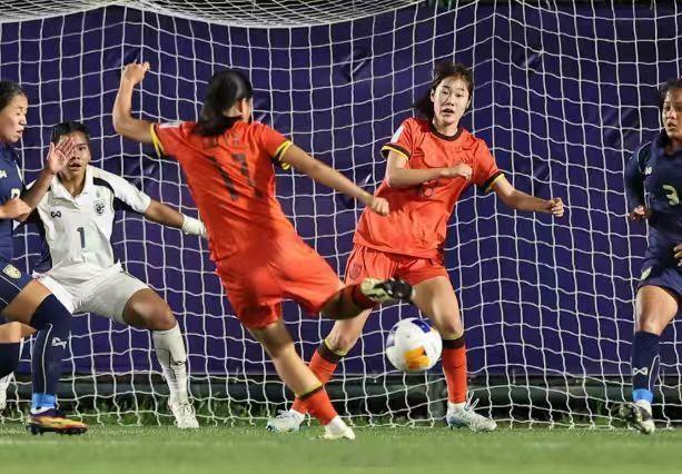 U17女足亚洲杯中国队三连胜U17女足亚洲杯中国队6比0胜泰国队U17女足亚洲
