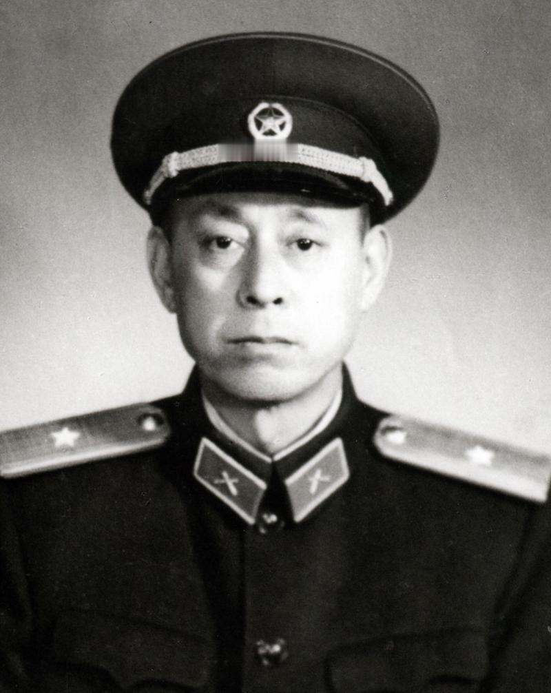 抗美援朝奇遇！小兵发现师长是亲爹？战场惊遇！1952年，一个战士在运炮弹时